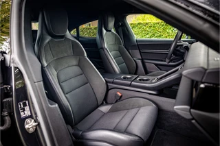 Porsche Taycan 4S Performance 93 kWh Vierwielbesturing Innodrive Matrix Bose / 12