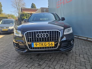 Audi Q5 2.0 TFSI quattro Pro Line NAVI LEER TEL PDC CC / 5
