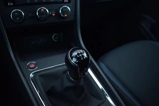 SEAT Ateca 1.0 EcoTSI Style Business Intense | Trekhaak | Apple CarPlay | Camera | Climate / 15
