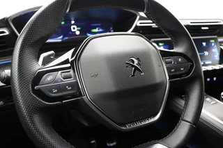 Peugeot 508 SW 1.6 HYbrid GT | Nieuwe tractiebatterij | 225pk | 18" LM Velgen | Camera | Dodehoek Detectie | Full LED | Lane Assist | Navigatie | Afneembare trekhaak / 34