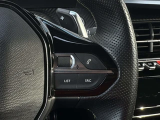 Peugeot 2008 1.2 PureTech GT-Line / 12