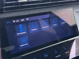 Peugeot 308 SW 1.6 Plug-in Hybrid 180 Allure / 33