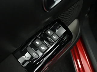 Citroën C3 1.2 PureTech Shine Navigatie | Camera | Cruise control / 18