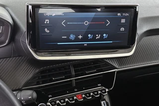Peugeot 208 1.2 PureTech 75 Active Apple CarPlay Airco Cruise Control / 20