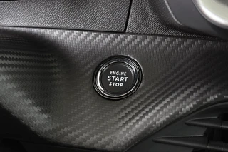 Peugeot 208 1.2 PureTech GT Automaat Panoramadak Camera Apple CarPlay LED / 36