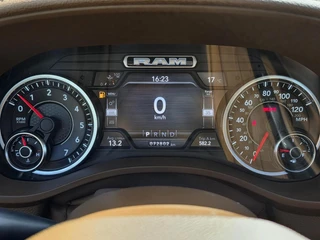Dodge Ram 1500 4X4 5.7 V8 Crew Cab Laramie| MARGE! |VOL OPTIES!|LPG! / 28