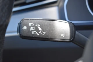 Volkswagen Passat 1.4 TSI PHEV GTE ADAP. CRUISE / P.CAM. / 100% DEALER ONDH. / 23