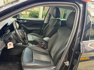 Škoda Kamiq 1.0 TSI Business Edition  Airco-Ecc/Alu wielen/Mistl./Navigatie / 21