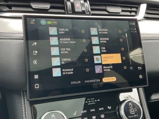 Jaguar F-PACE 2.0 P400e PHEV R-Dynamic SE Pano 360° Meridian Stoelverw+Ventilatie Leer BOMVOL! / 36