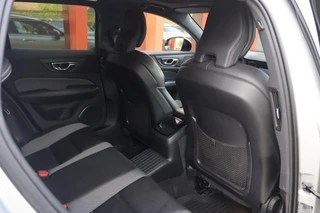 Volvo V60 T6 Recharge AWD R-Design / 25