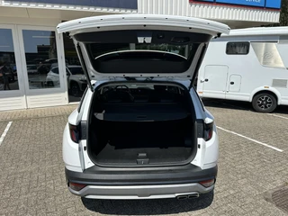 Hyundai Tucson 1.6 T-GDI PHEV Comfort  | LED | Apple/Android | Adaptive Cruise | Stoel- en stuurverwarming / 12
