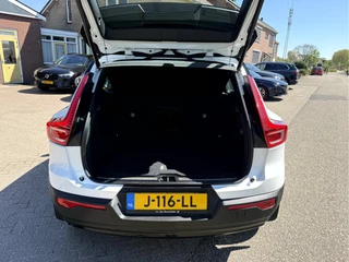 Volvo XC40 2.0 B4 200pk R-Design  Panoramadak, Trekhaak, Camera / 18
