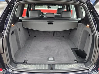 BMW X3 xDrive20i High Executive / 40