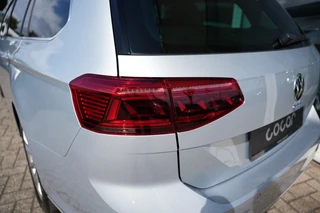 Volkswagen Passat 1.4 TSI PHEV GTE Highline Pano, Trekhaak,Carplay / 22