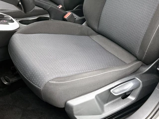 SEAT Arona 1.0 TSI AUTOM Style Connect / 16