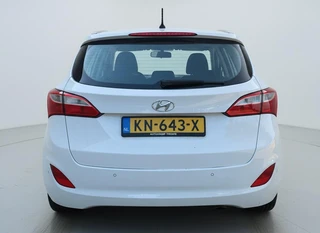 Hyundai i30 1.4 i-Drive / 8