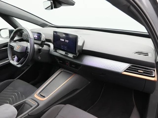 CUPRA Born Business Plus 62 kWh 204 Pk | Stoel/Stuurverwarming | Adaptive Cruise | Climatronic | CarPlay |  18 Inch | 21.452 Km !! / 34
