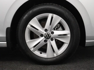 Volkswagen Golf Variant 1.5 eTSI Life Business | BTW | Automaat | Adaptive cruise | Stuur & Stoelverwarming | Camera / 10