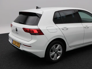 Volkswagen Golf 1.0 TSi 115 Pk Life | Adaptive cruise | Climatronic | Navigatie | CarPlay | 16 Inch | 83.232 Km !! / 16