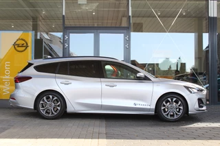 Ford Focus Wagon 1.0 EcoBoost Hybrid ST Line X  | BLIS | Head-Up | Trekhaak | Adaptieve cruise / 2
