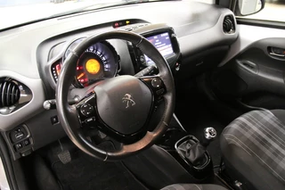Peugeot 108 1.0 e-VTi Allure / 5