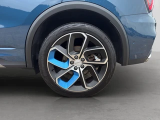 Lynk & Co 01 1.5 Plug in Hybride Pano, Carplay, Camera,ACC / 26