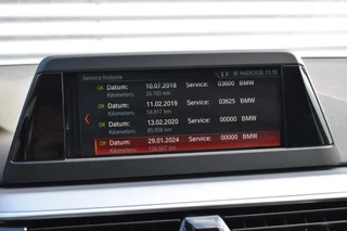 BMW 5 Series TOURING 530I AUT. 252PK EXECUTIVE El. A-KLEP / PDC V+A / 18 LM. VELGEN / 42