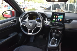 Renault Arkana 1.6 E-Tech full hybrid 145 techno / 6