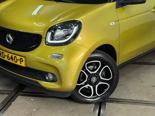 Smart Forfour 1.0 Passion | Automaat | Carplay | Cruise Control | LED | Bicolor | Camera | Lichtmetalen velgen 15 Inch / 12