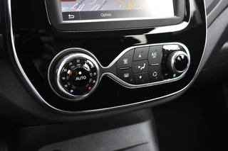 Renault Captur 1.2 TCe Aut. Limited  | Trekhaak | Camera |  Keyless Entry | Navigatie | Climatecontrol | Orig. NL | / 12