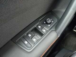 SEAT Tarraco 1.5 TSI 150pk FR Business Intense 7-zits / 40