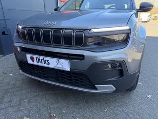Jeep Avenger 100pk Altitude (Camera - Keyless Entry - Adaptieve Cruise Controle - Elektrische Klep - JBL - LED - 17"incl 4S - Automatische Airco - Navigatie) / 28