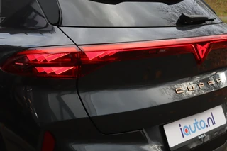 CUPRA Terramar 1.5 TSI e-Hybrid Advanced  Matrix LED/Keyless/Camera/Sfeer/ACC/20"/Trekhaak wegkl. / 40