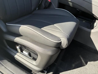 Omoda 5 EV Premium 61 kWh Voorraad Nieuw| ECC | Schuif/kanteldak | Keyless | Lederen bekleding | Stoel & Stuurverwarming | Navigatie | 7 Jaar fabrieksgarantie / 45