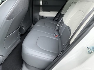 Kia EV3 GT-Line Business Edition 81.4 kWh  - Navigatie - Achteruitrijcamera - Apple & Android Carplay - Nieuw uit voorraad leverbaar / 34