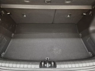 Kia Stonic 1.0 T-GDi MHEV DynamicLine | Cruise Control | Climate Control | Navigatie | Camera | LM Velgen | / 21