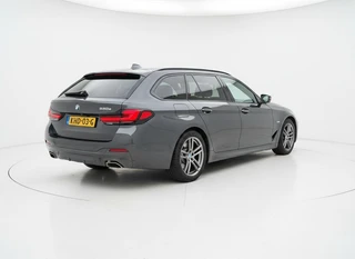 BMW 5-serie Touring 530e Executive M-SPORT - LEER - ACC - STOELVERWARMING / 12
