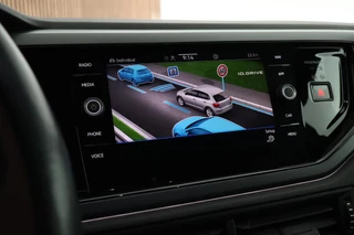Volkswagen Polo 1.0 TSI 95pk 2x R-Line Climate Control ACC Camera Stoelverwarming Keyless Navigatie / 30