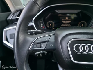 Audi Q3 45 TFSI e S-Line / Pano / Leder / El.Trekh. / Camera / 17