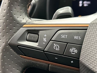 CUPRA Leon 1.4 e-Hybrid VZ Business PHEV | Stoel/Stuur Verwarming Carplay Keyless Camera / 20
