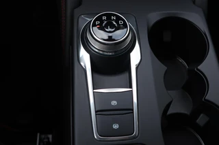 Ford Kuga 2.5 PHEV ST-LINE-X WINTERPACK B&O-AUDIO EL-ACHTERKLEP BLISS AD-CRUISE 2xCAMERA KEYLESS / 34