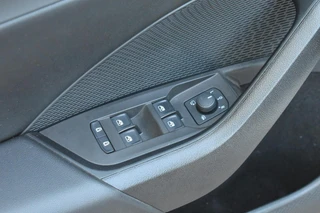 Skoda Octavia Combi 1.4 TSI iV PHEV Business Ed. | Head-UP | Black Pack | / 29