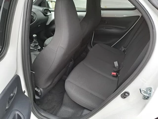 Toyota Aygo X PULSE 5-DEURS CAMERA CLIMA 17"LMV PRIVACY-GLASS LED DAB+ NL-AUTO / 9