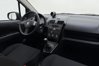 Suzuki Splash 1.0 VVT Comfort EASSS 65pk | Airco | Centrale Vergrendeling | Parkeersensoren Achter | Radio-CD | Hoge instap | Dealeronderhouden / 15