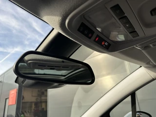 Opel Crossland X 110PK Innovation (Panoramadak - Navigatie - Camera - Automatische Airco - Apple Carplay - Parkeersensoren V+A - Reservewiel) / 24