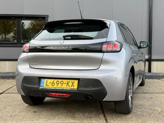 Peugeot 208 1.2 PureTech Blue Lease Active vol opties BTW incl. / 7