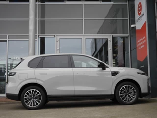 Leapmotor B10 Design ProMax 67.1 kWh | Meerdere kleuren leverbaar! | Navigatie | Nieuw | Camera`s | Lederenbekleding | Elektrische achterklep / 42