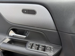Mercedes-Benz B-klasse 180 Business Solution Plus CarPlay | Camera | groot NAVI / 25
