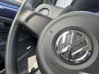 Volkswagen up! 1.0 take up! BlueMotion / 24
