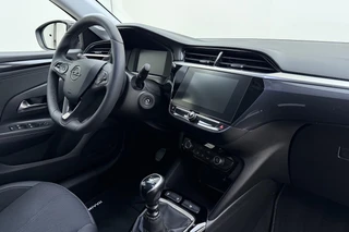 Opel Corsa 1.2 Level 3 100pk | Navigatie | Airco | Cruise Control | Lichtmetalen Velgen | Parkeersensoren Achter | Weinig Kilometers / 15